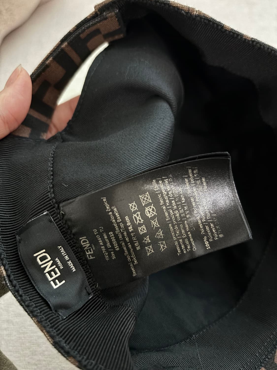 펜디 볼캡 거의새것 상품이미지6