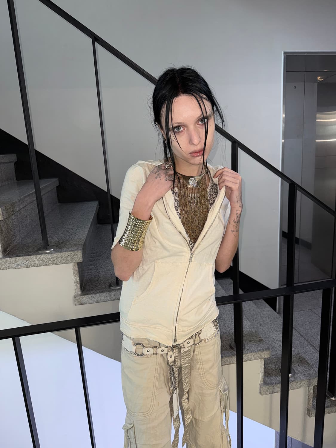 raw cut zip up hoodie 상품이미지2