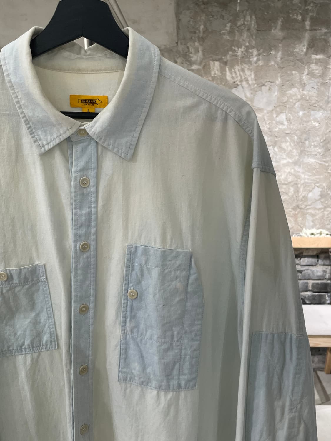 더레스큐 파우더 워싱 패치 샴브레이 셔츠 상품이미지3