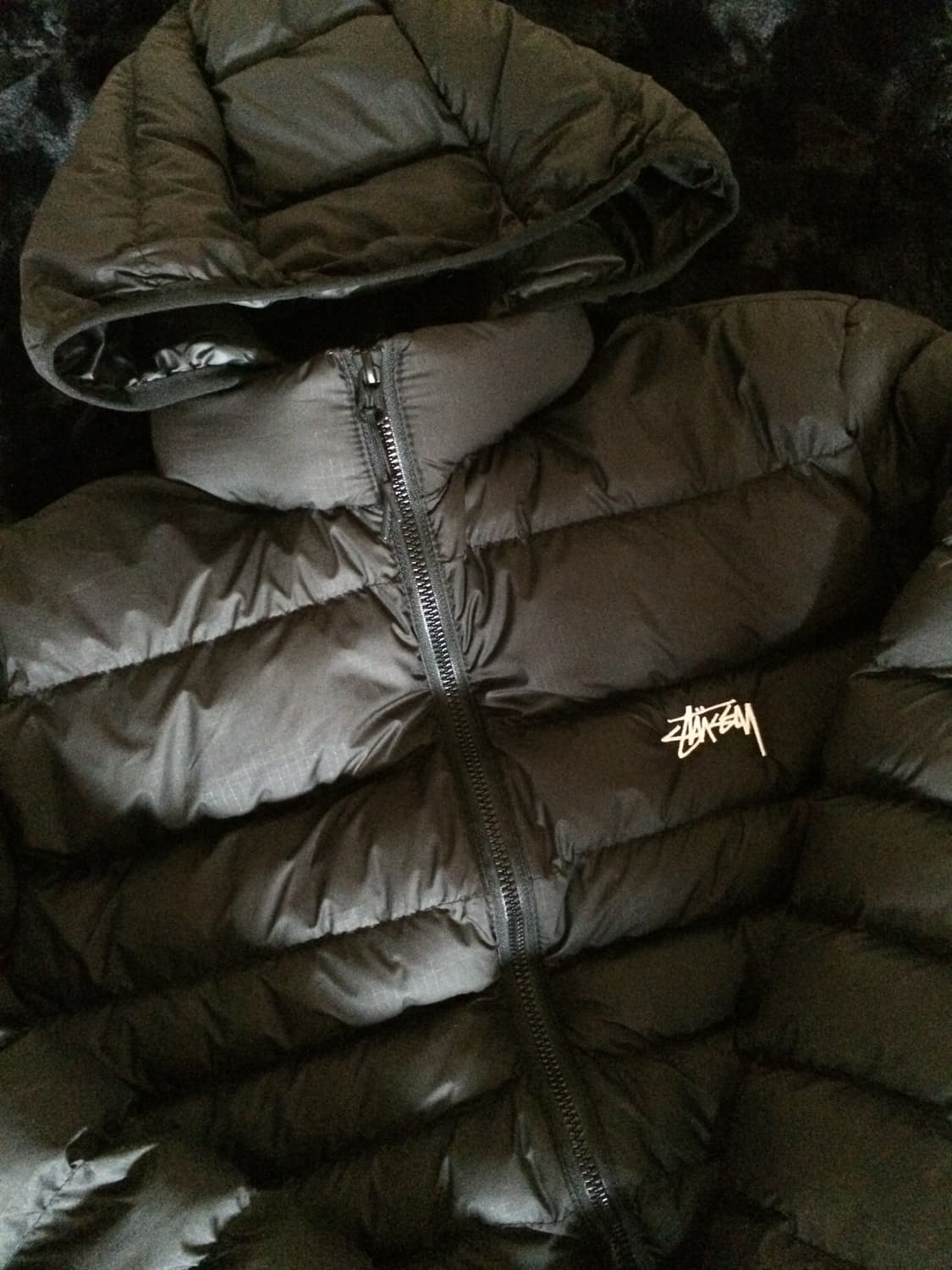 스투시 경량패딩 블랙 L 상품이미지1