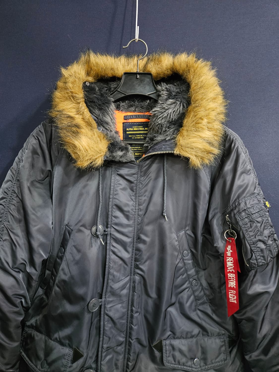 알파인더스트리 다크그레이 유광 남성 105 야상점퍼 패딩  상품이미지7