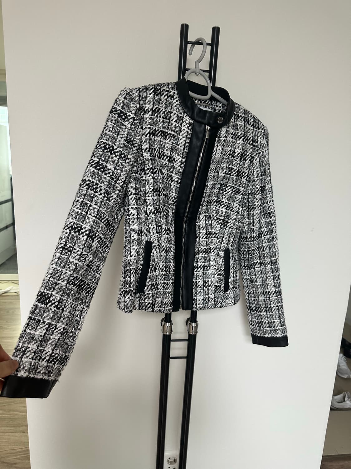 캐빈클라인 트위드  집업 자켓 S사이즈 -상태최고 상품이미지4