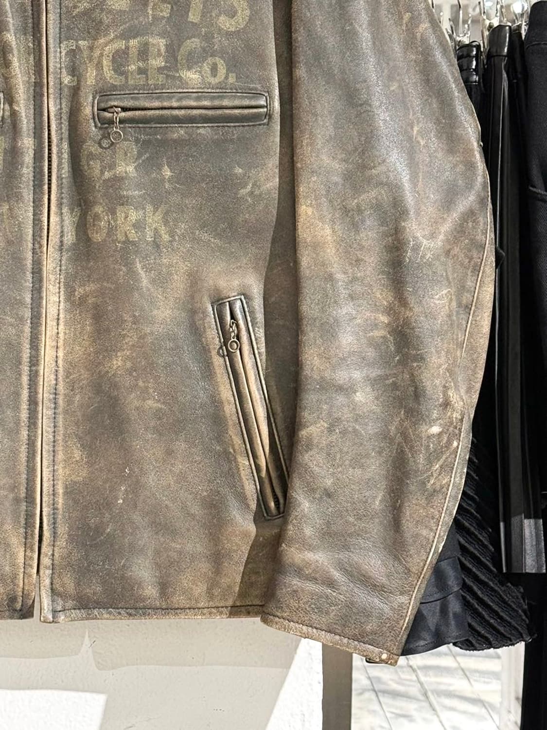 페리 앨리스 브라운 워시드 카우레더 자켓 상품이미지5