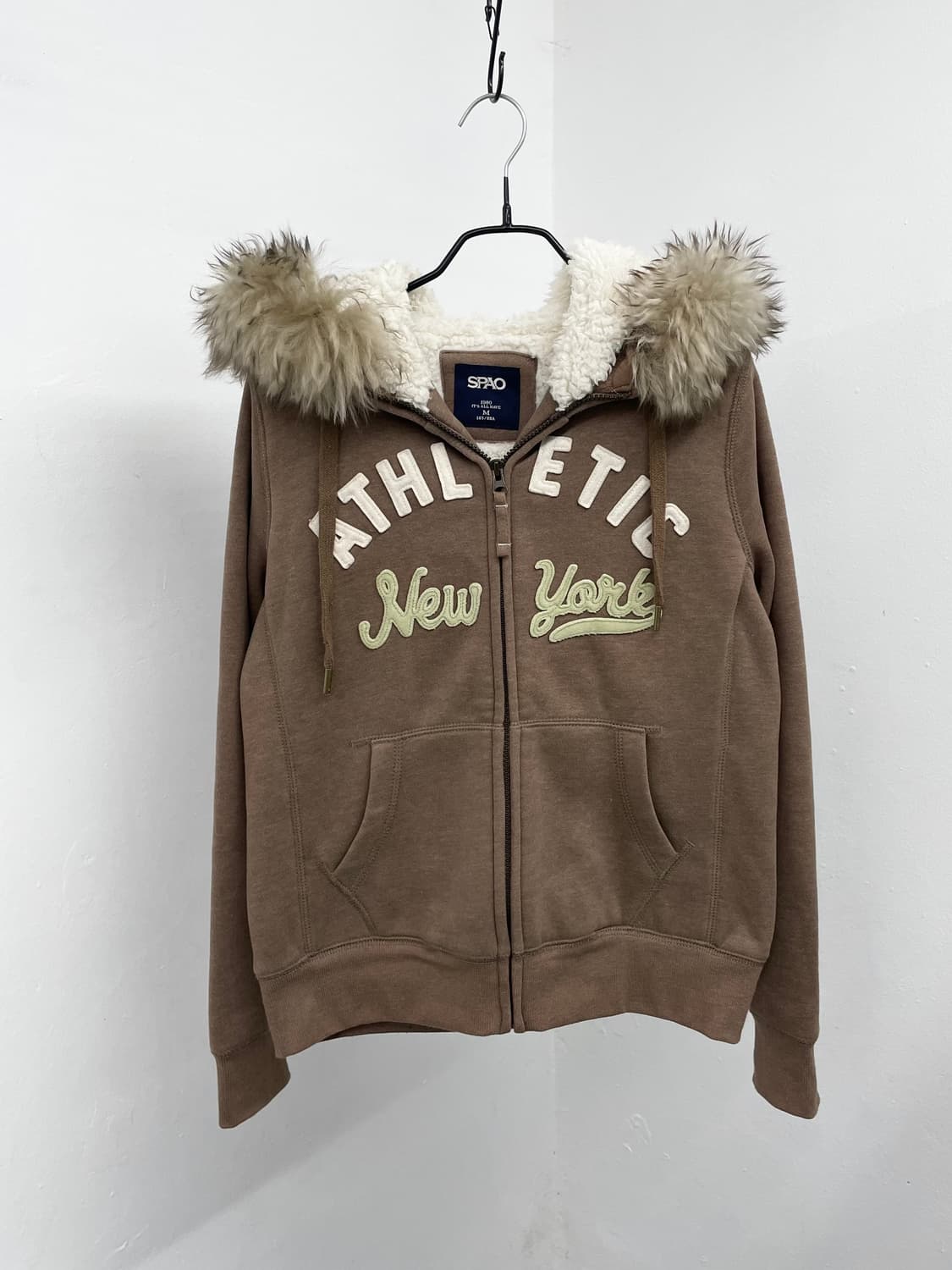 스파오 어센틱 로고 울프죠 집업 상품이미지6