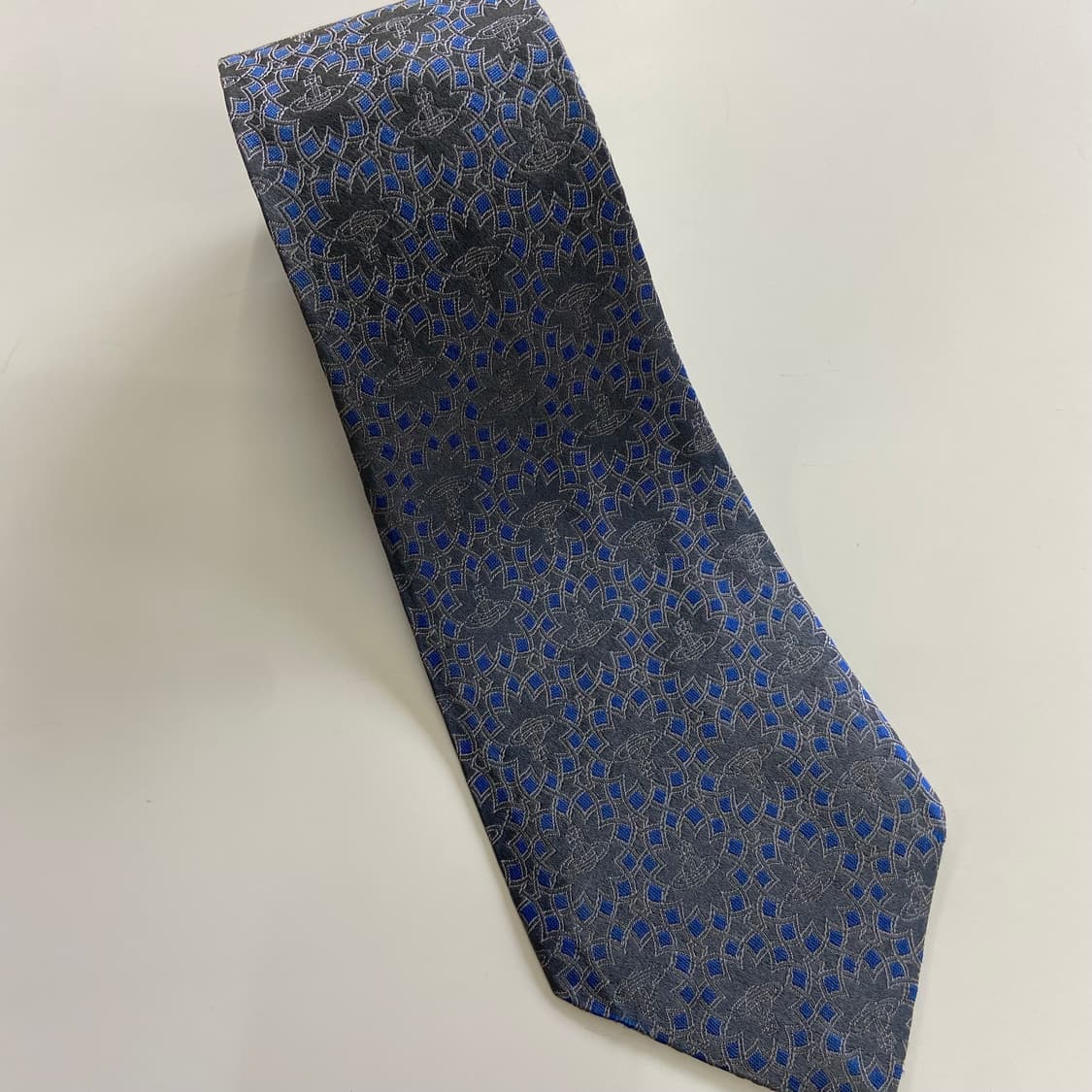 비비안웨스트우드 모노그램 정품 명품 넥타이(Vivienne) 상품이미지5