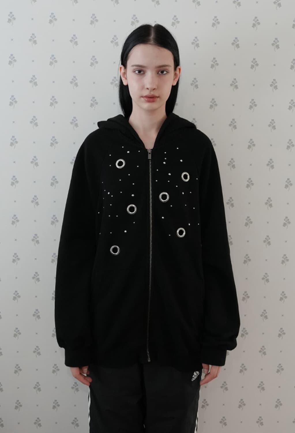 페인츄얼 스터드 써클 링 후드집업 블랙 상품이미지1