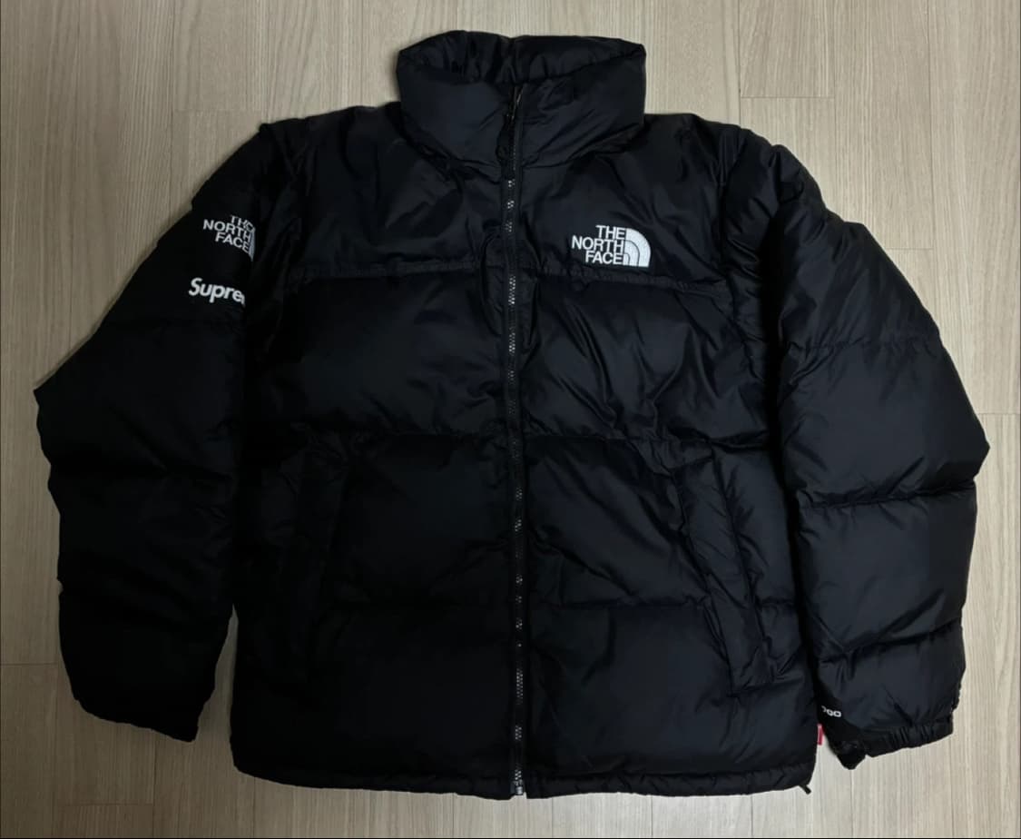 슈프림X노스페이스 개눕시 패딩 M 판매 상품이미지2