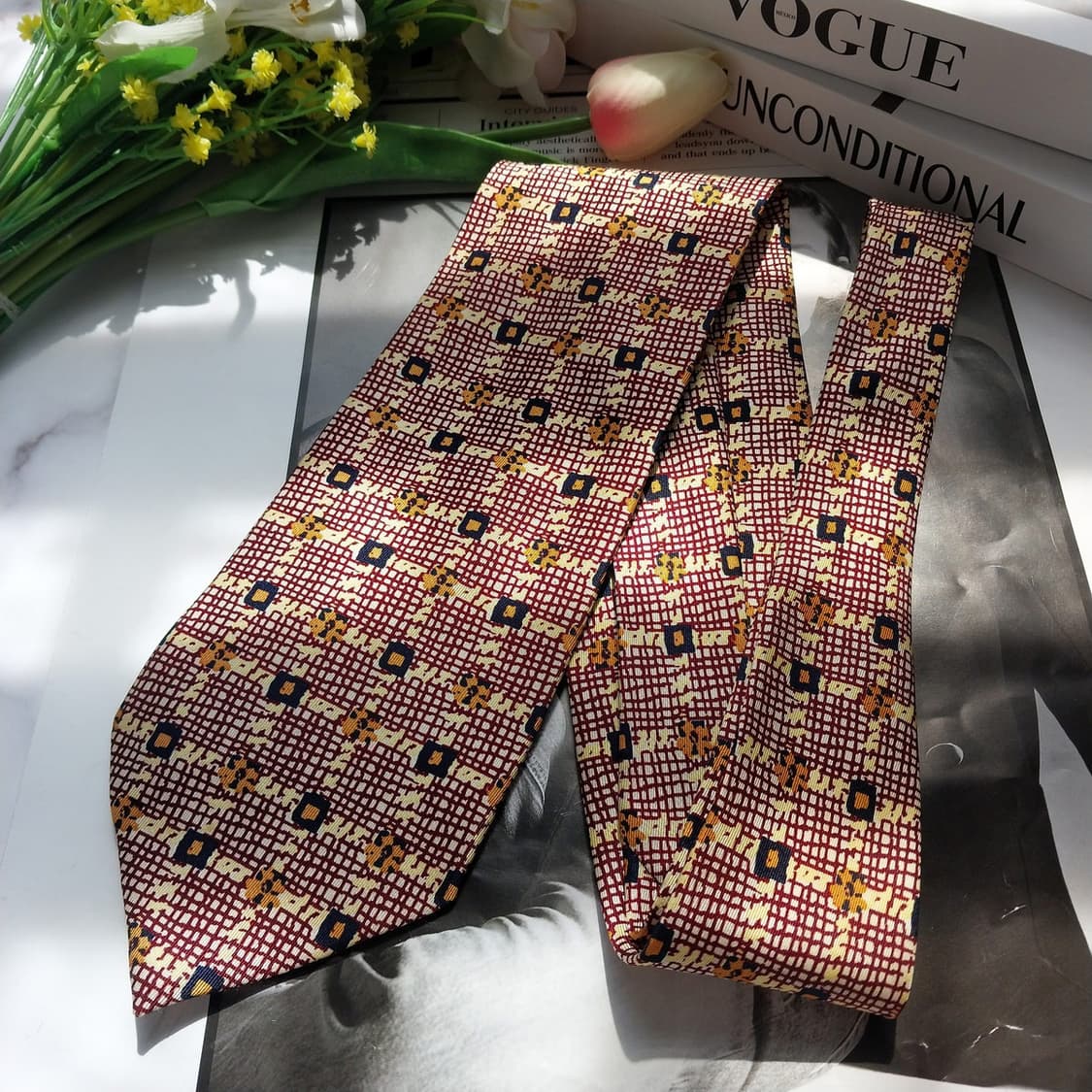 발렌티노 실크 레드&옐로 패턴 넥타이 9cm A+~A등급 K885
 상품이미지5