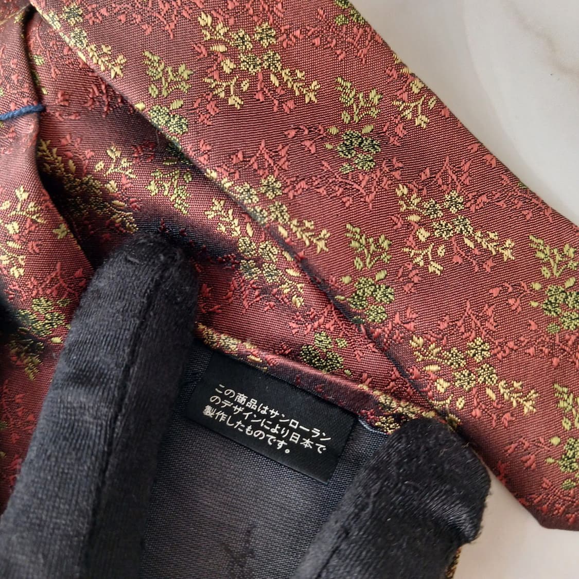 입생로랑 실크 플로럴 자카드 넥타이 9.1cm A+등급 A18868
 상품이미지8