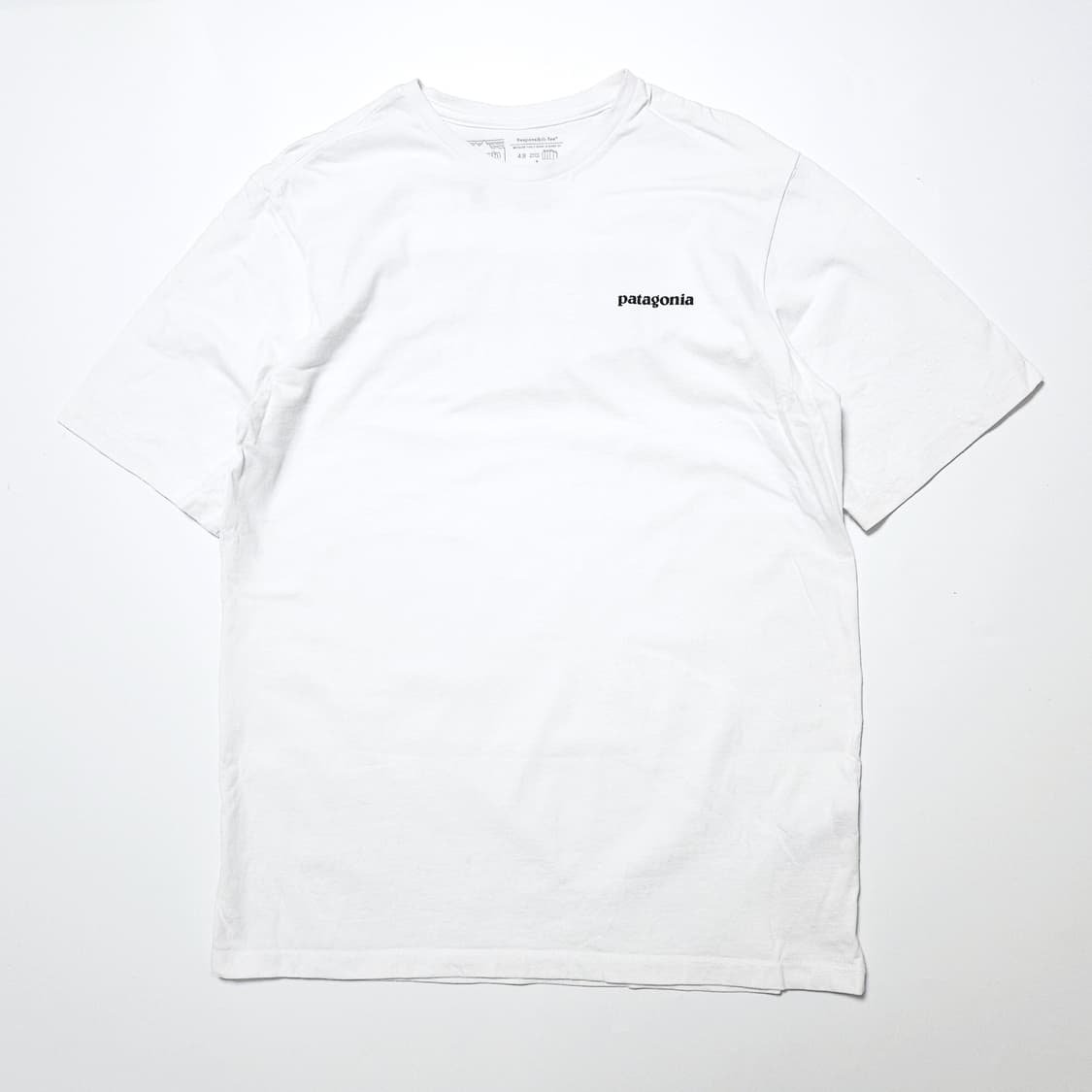 파타고니아 리스폰서빌리티 반팔 티셔츠 화이트 상품이미지1