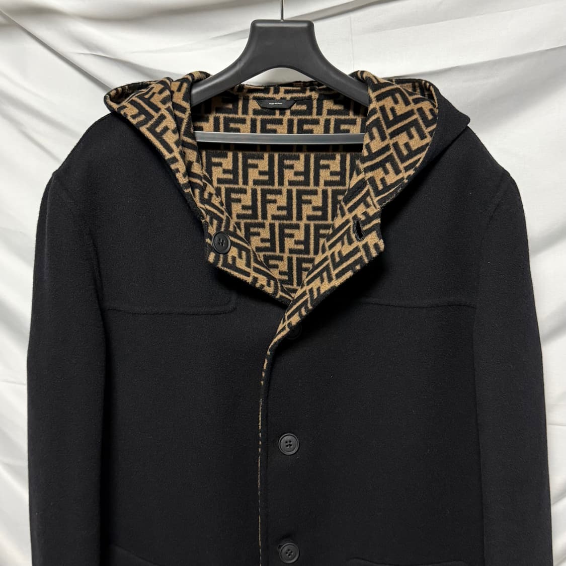 [S+급/52] 펜디 리버서블 캐시미어 후드 코트 블랙 상품이미지2