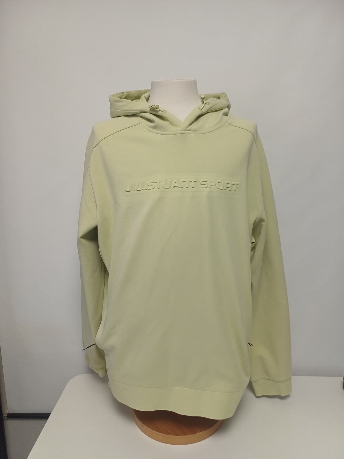 [S급/105] 질스튜어트 스포츠 뉴욕 시그니처 엠보 로고 후드 (레몬) 상품이미지1