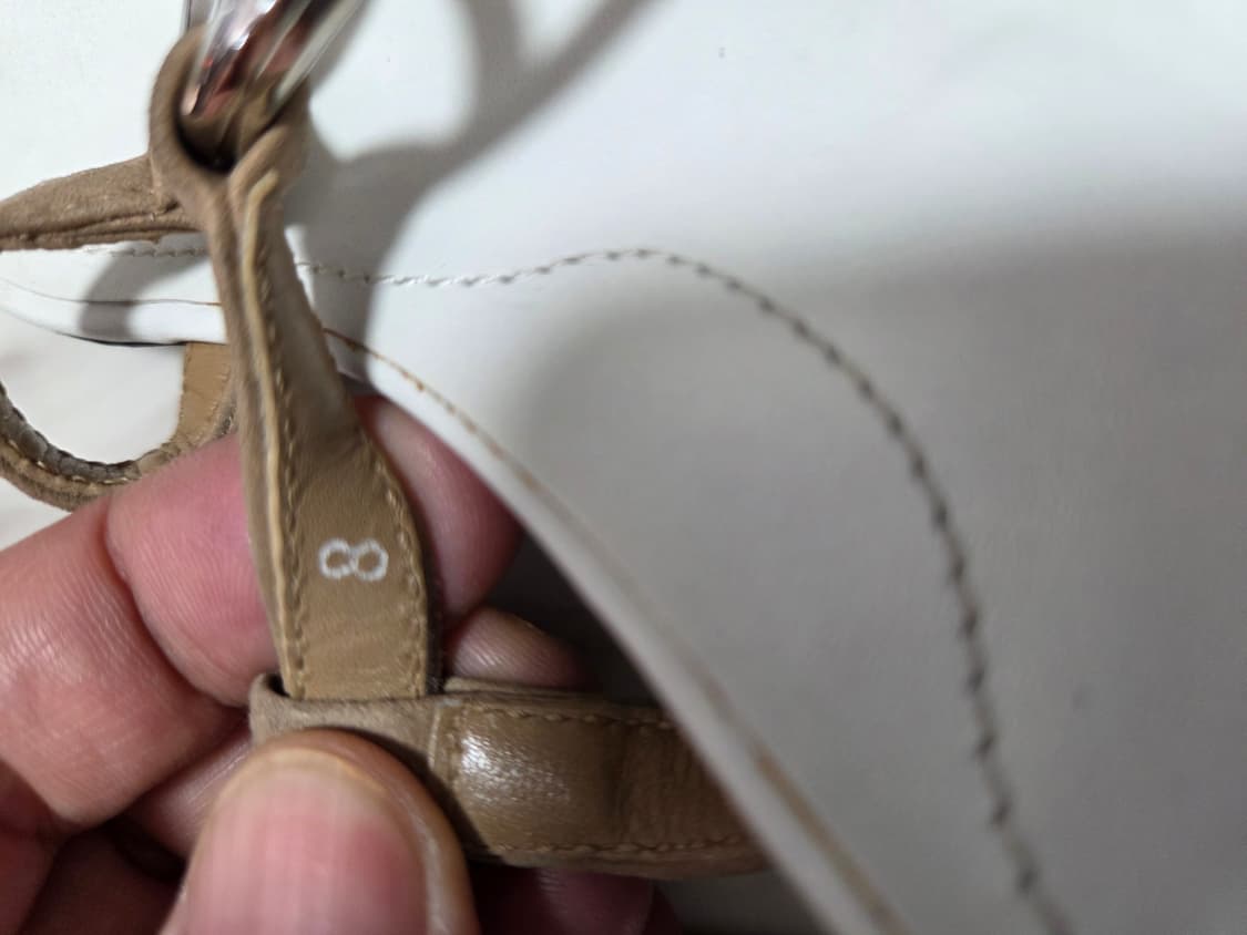 토즈 스웨이드 스트랩 샌들 상품이미지4