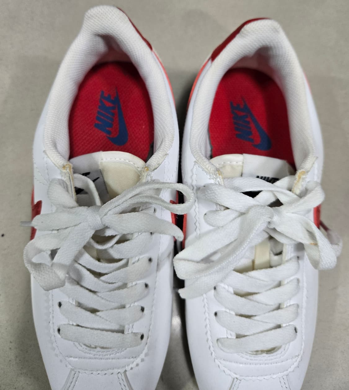 나이키 코르테즈 흰빨파 스니커즈 운동화 235mm 상품이미지5