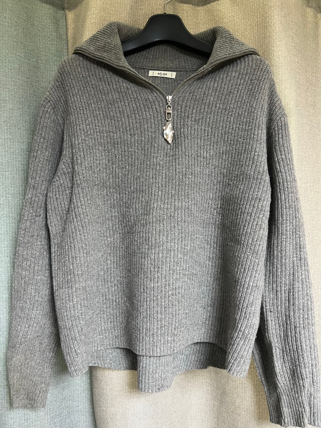벨리에 하프집업 니트 상품이미지2