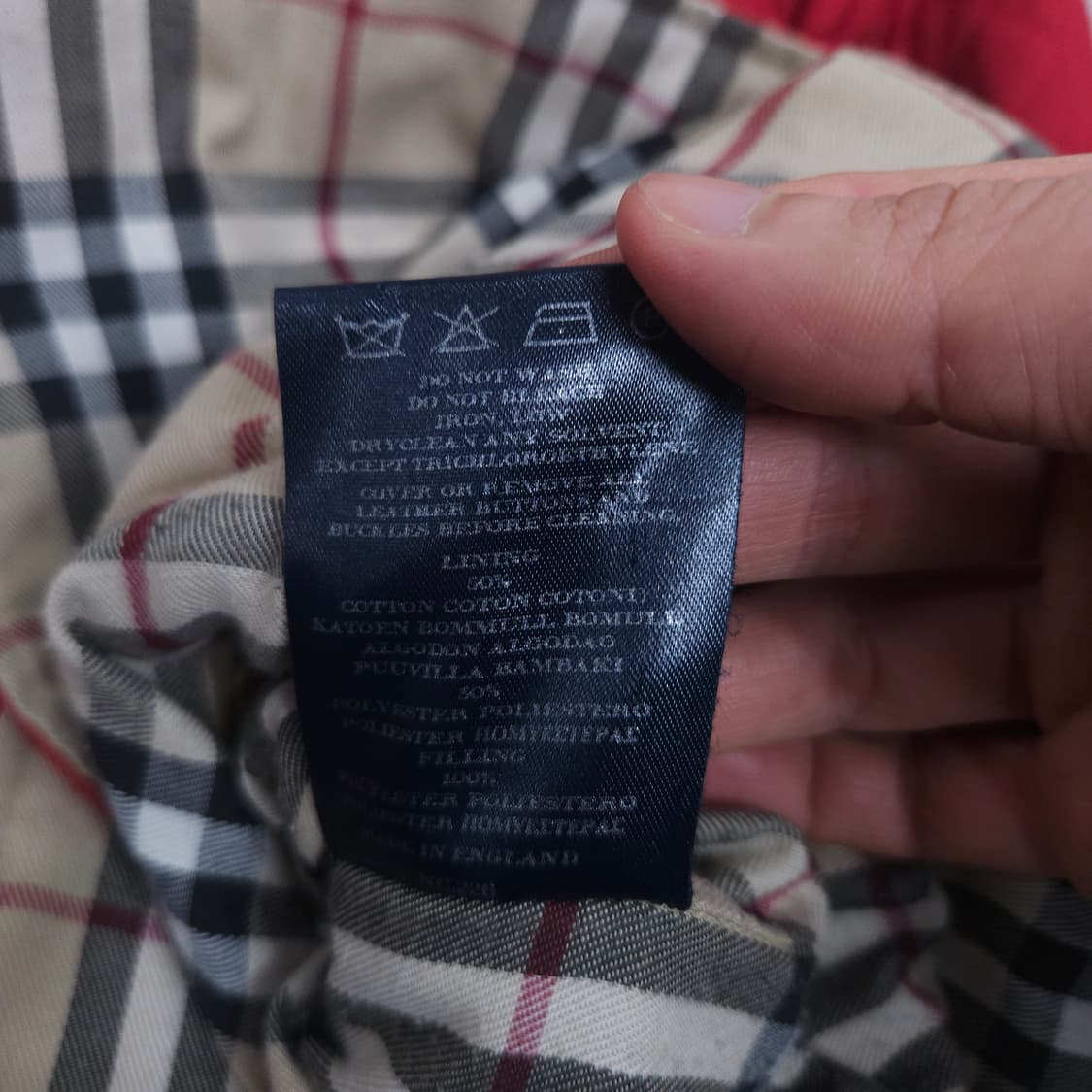 정품 버버리 퀼팅 자켓 M 레드 상품이미지8