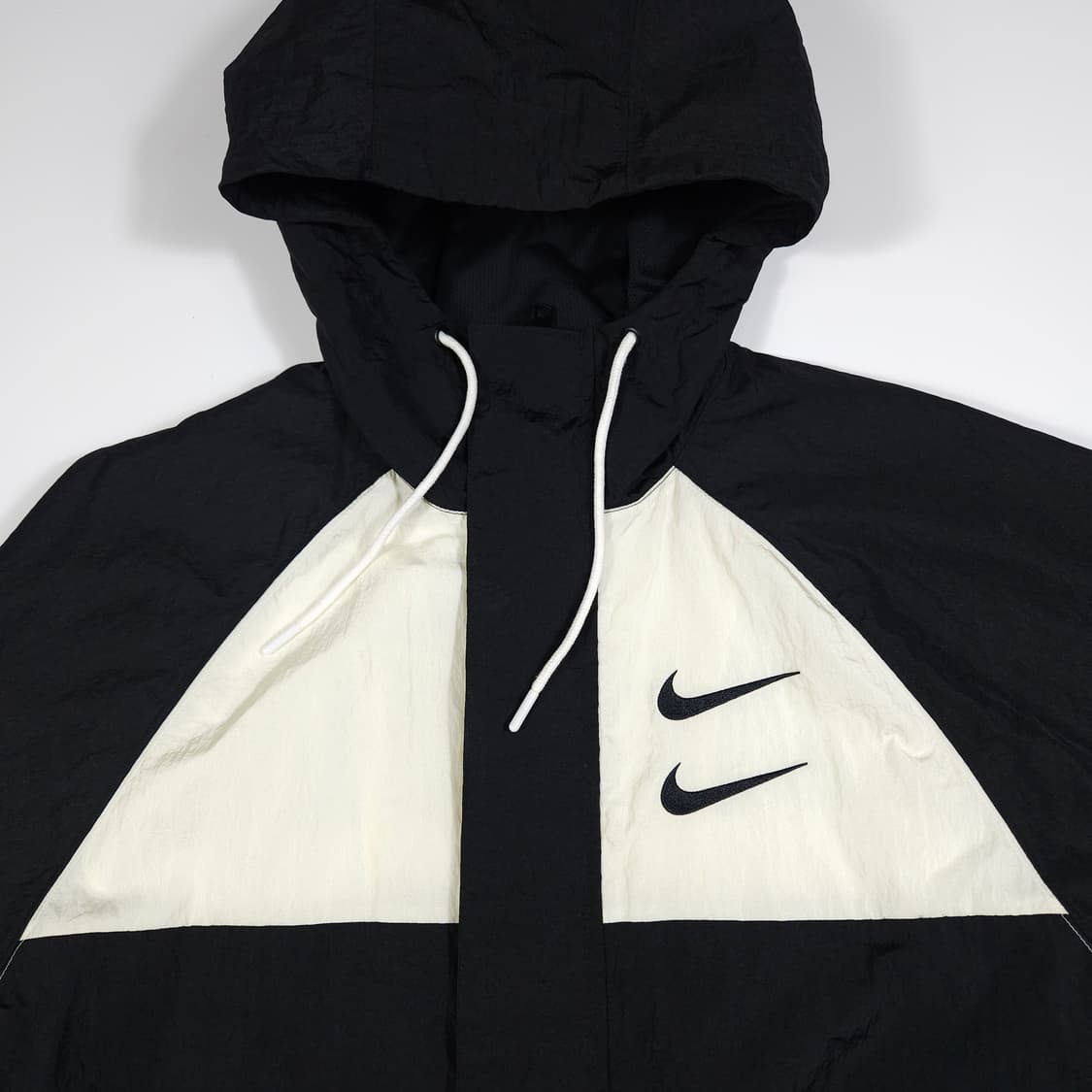 나이키 더블스우시 바람막이  상품이미지2