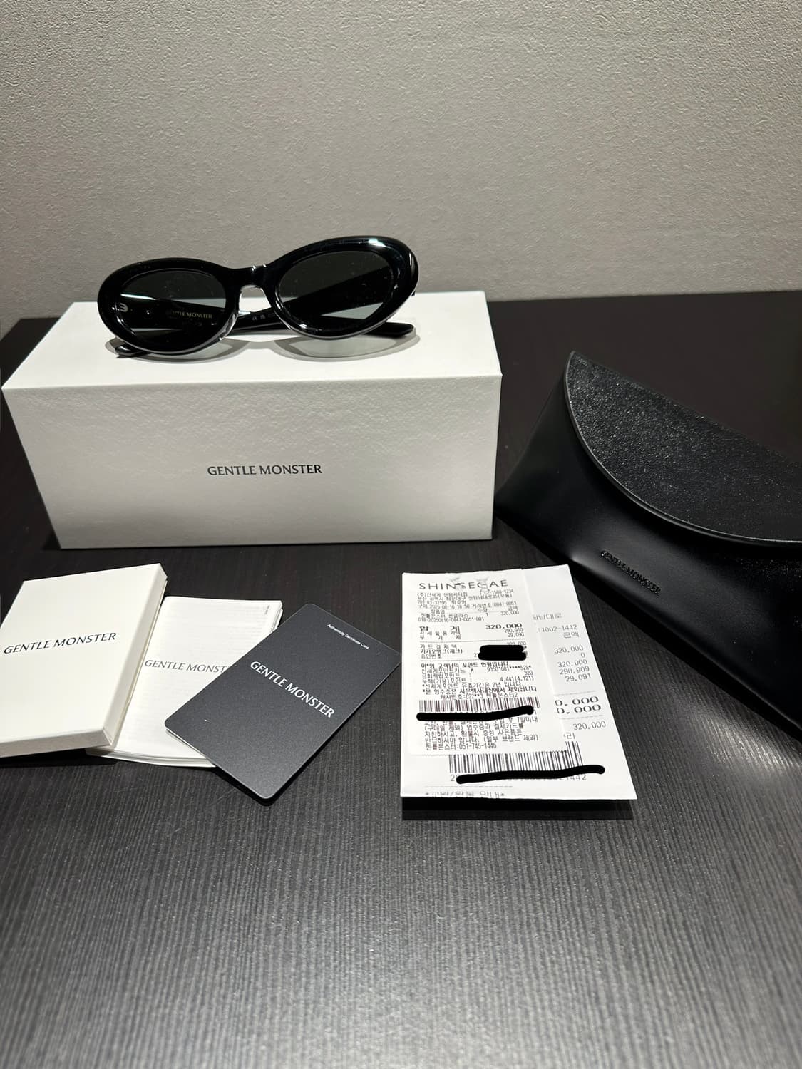 새상품급 풀구성 젠틀몬스터 에이본01 avon01 블랙 선글라스 상품이미지3
