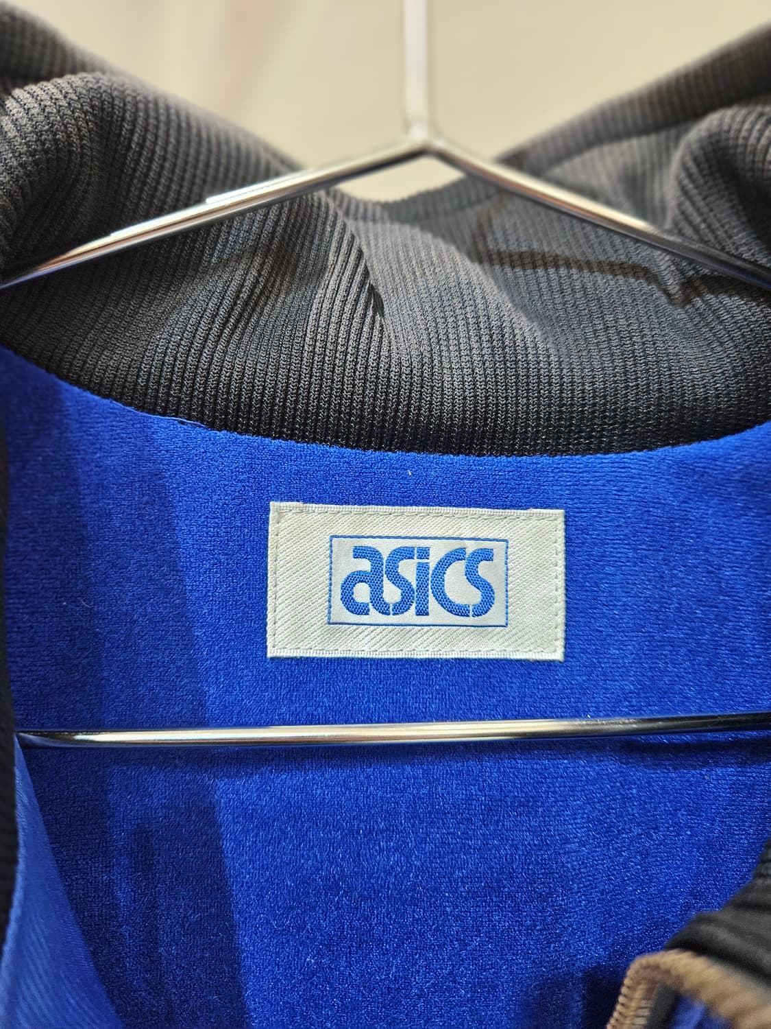 아식스 올드스쿨 바람막이 상품이미지5