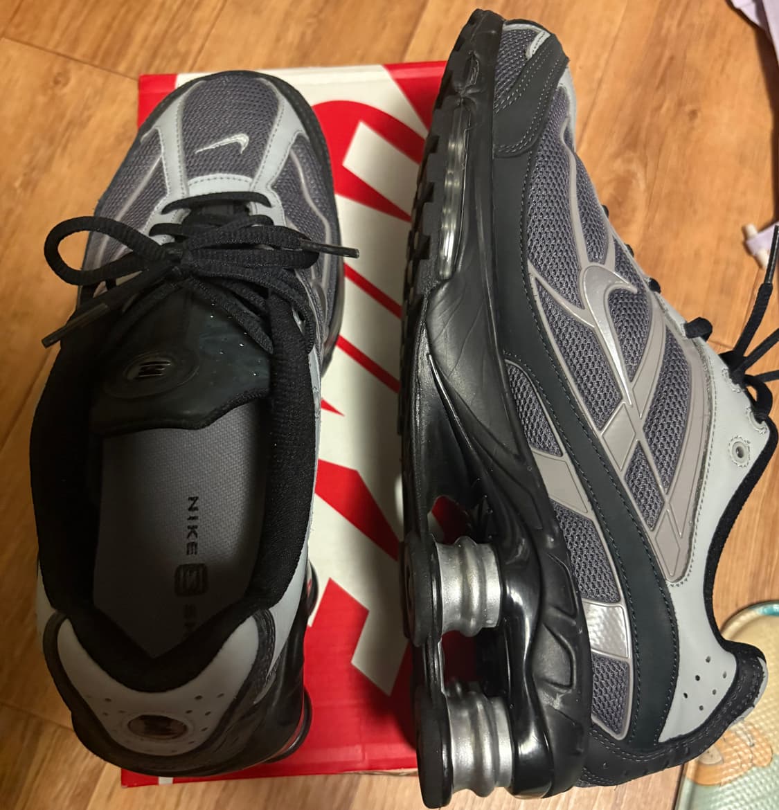 나이키 샥스 라이드 2 라이트 그래파이트 앤트러사이트 상품이미지5