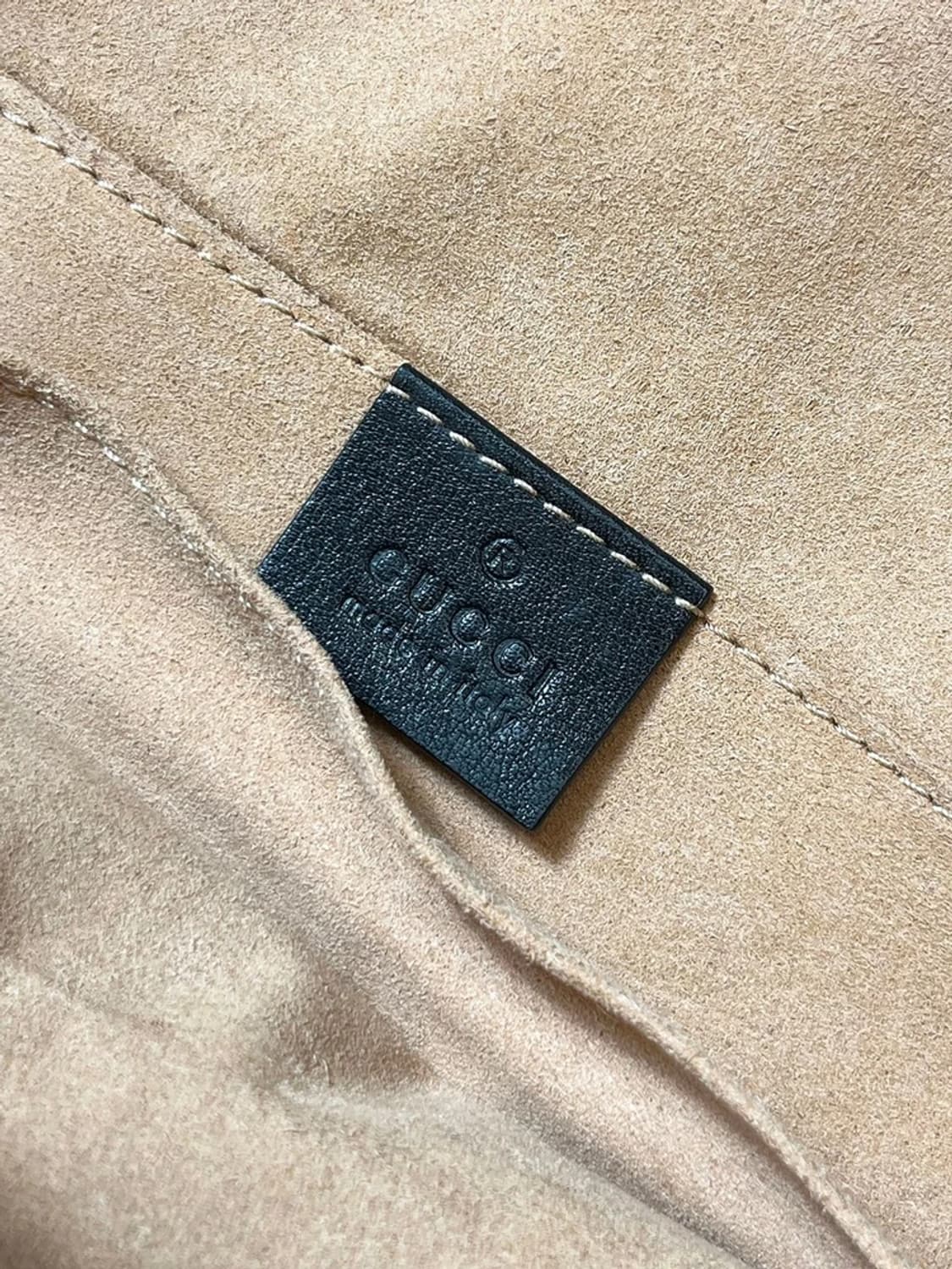 구찌 GUCCI 르벨 스몰 블랙 레더 숄더백 A1738 상품이미지7