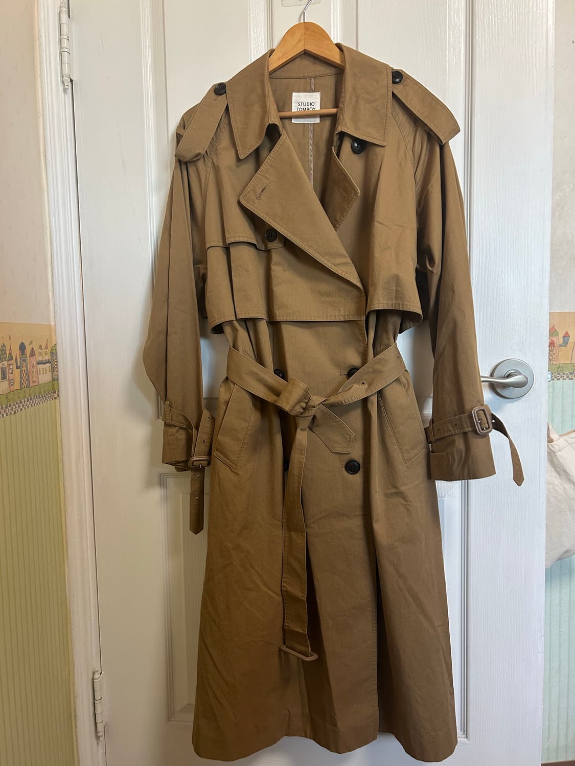 톰보이 여성 오버핏 트렌치코트 상품이미지1