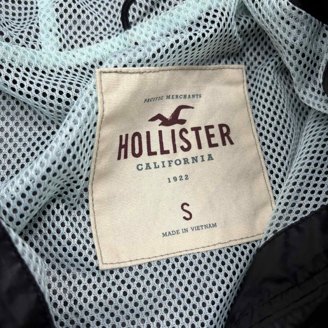 홀리스터 y2k 여리핏 블랙 윈드브레이커 자켓 바람막이 후드집업(S) 상품이미지4