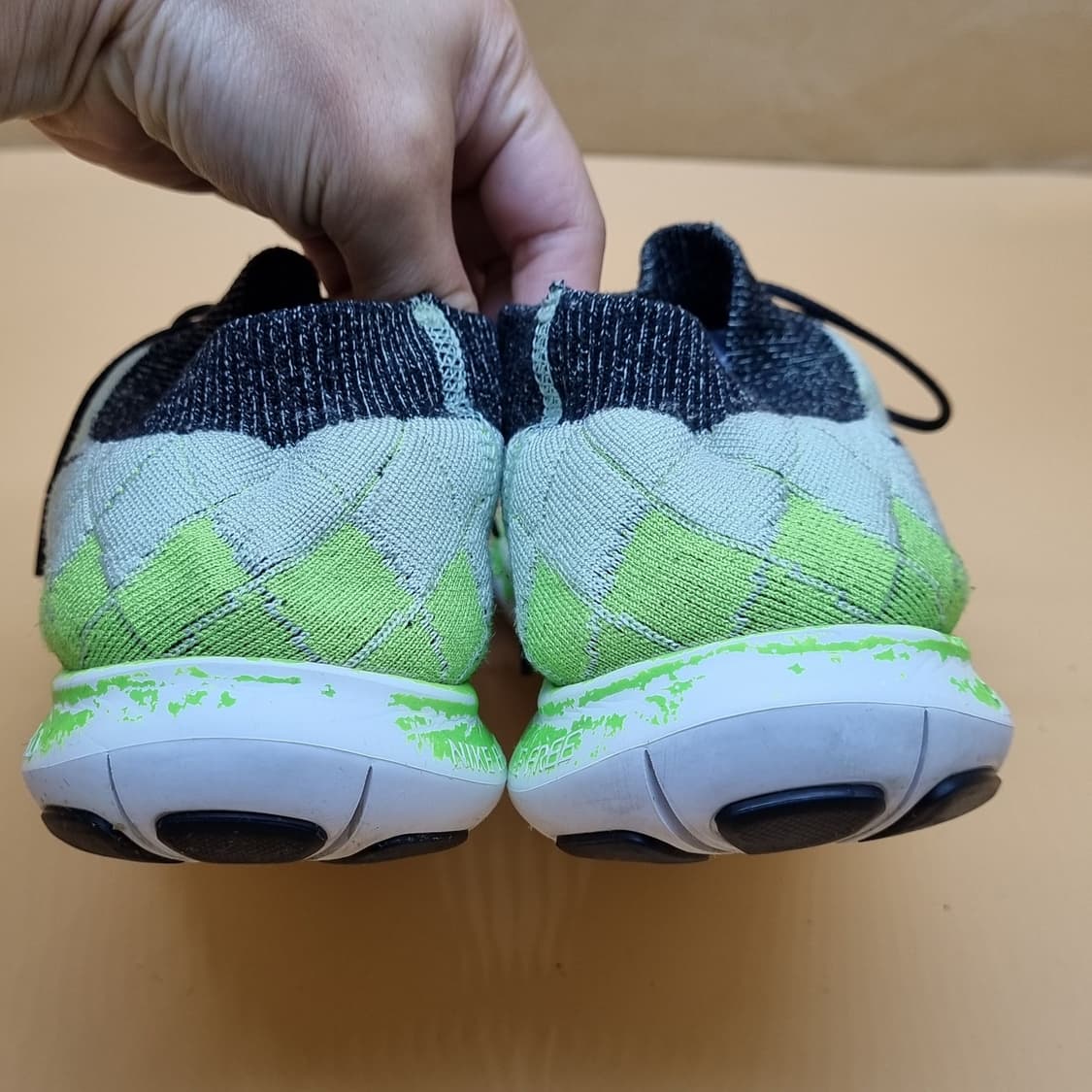 나이키 플라이니트. 남성런닝화290. 상품이미지4