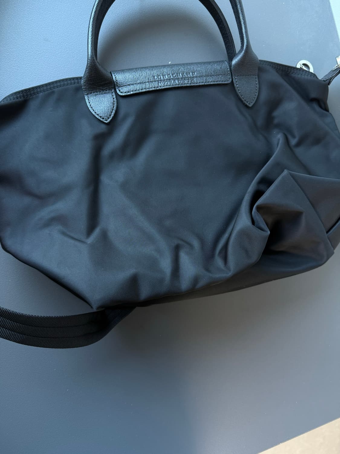 롱샴 르플리아쥬 블랙 네오 스몰 상품이미지3