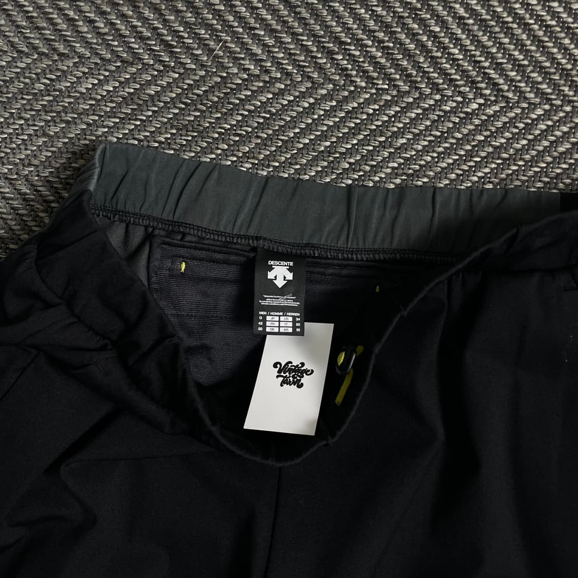 데상트 블랙 트레이닝 트래킹 팬츠 o 4046 상품이미지6