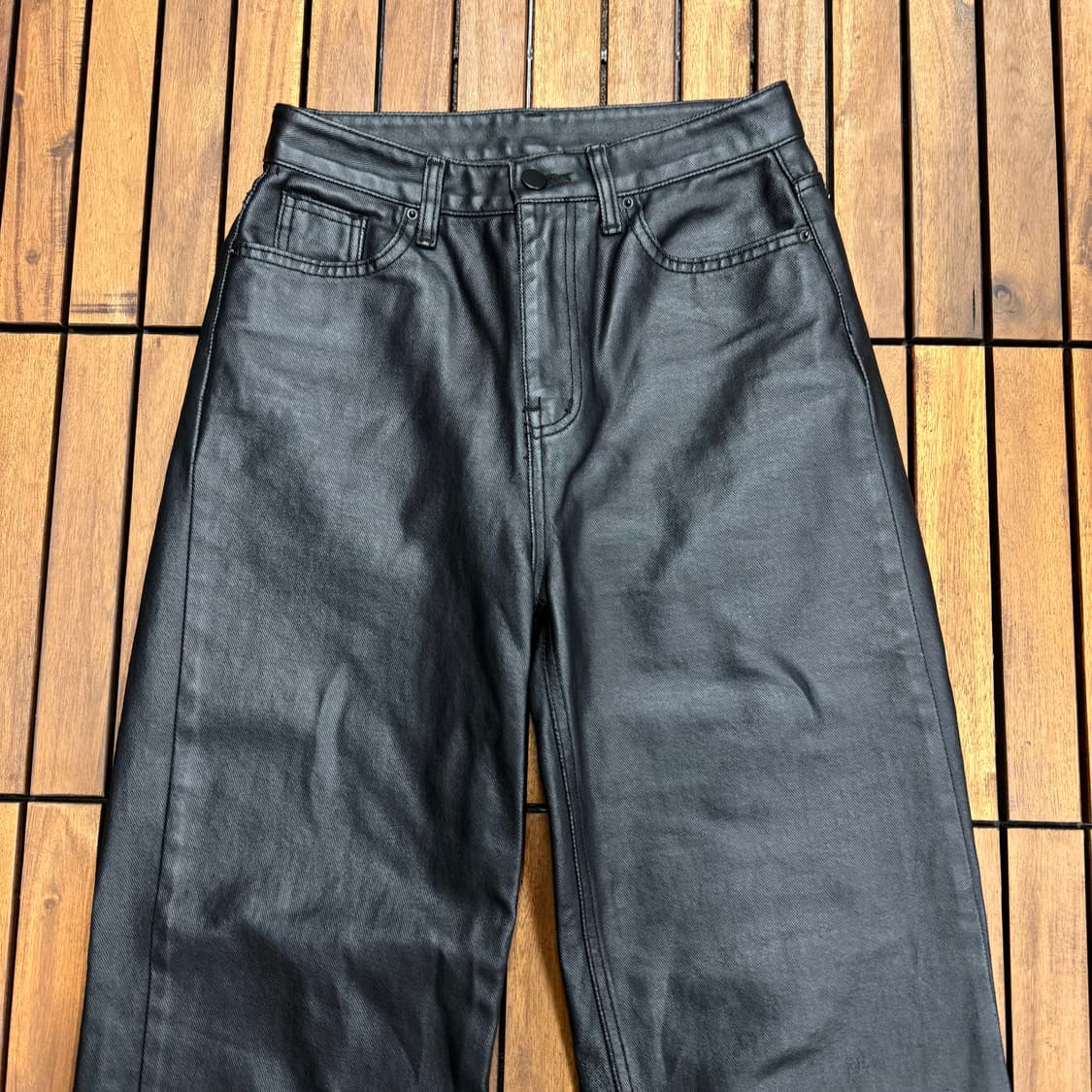 블랙 비건 레더 와이드 팬츠 (27)   상품이미지2