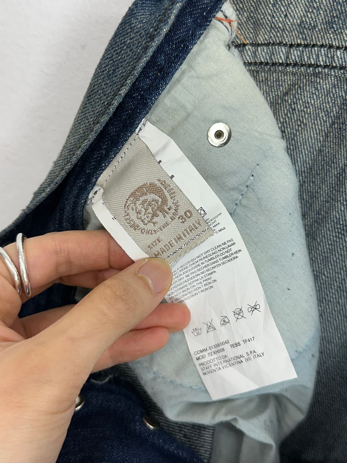 Diesel Zathan Bootcut Distressed Denim 상품이미지10