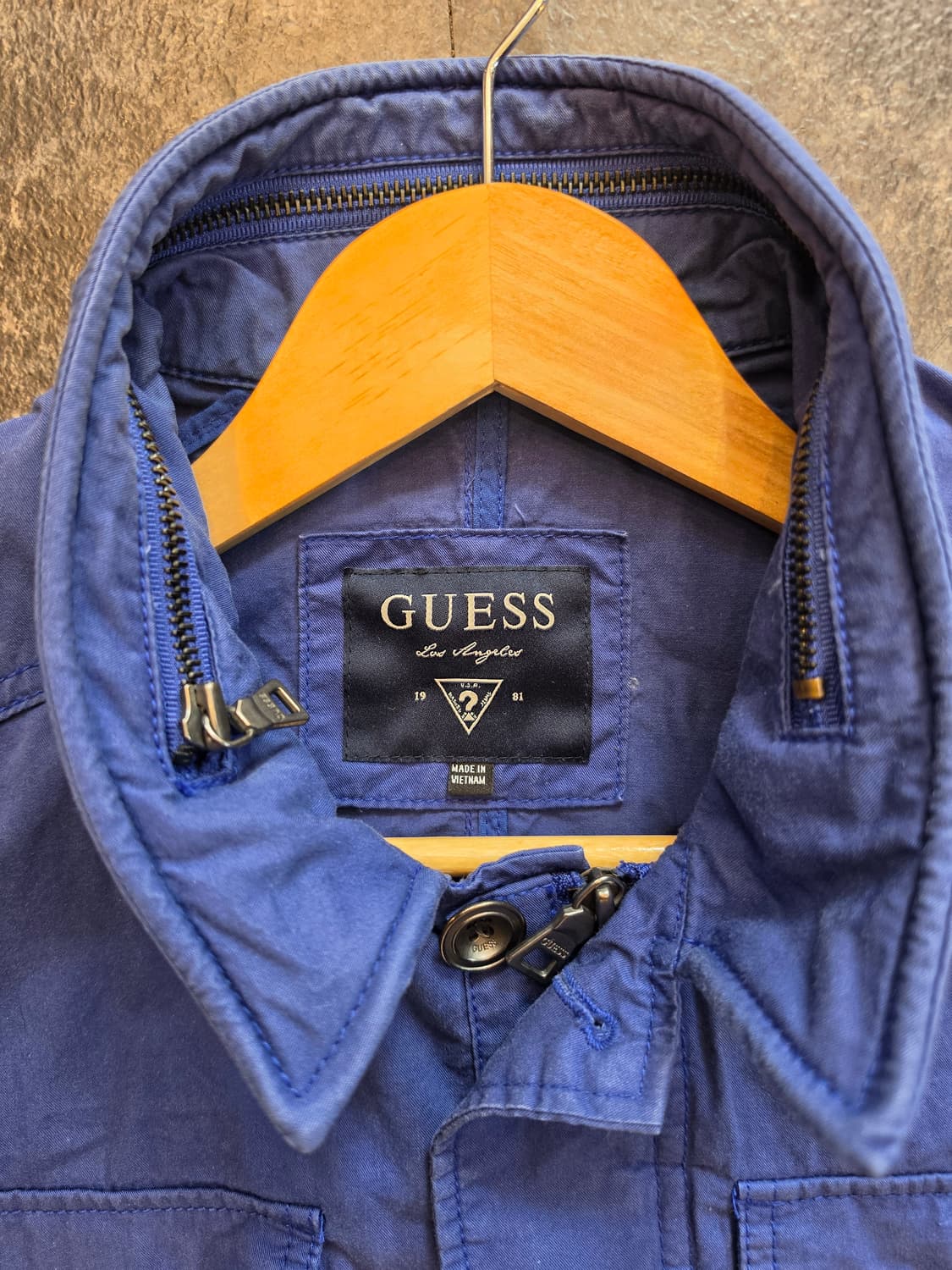 게스(GUESS) 블루 컬러 야상자켓 - L 상품이미지2