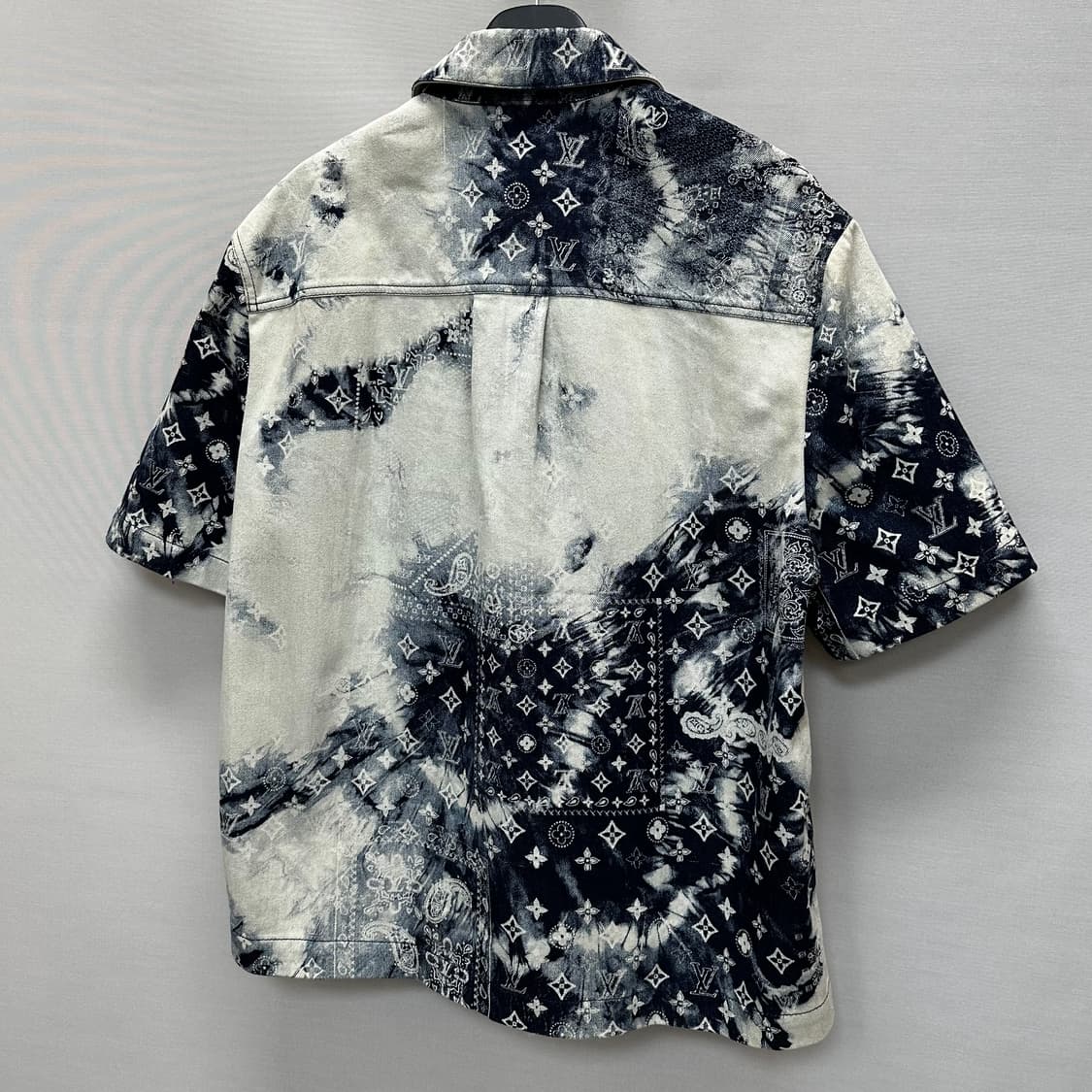 루이비통 모노그램 반다나 데님 셔츠 인디고 (105)  상품이미지5