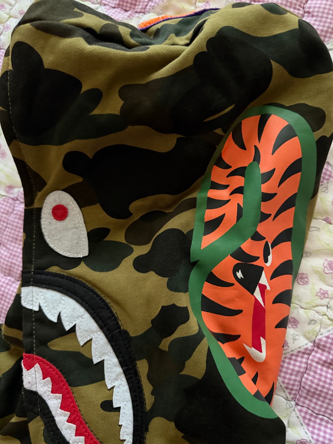 베이프 Bape 카모 샤크 후드 집업 상품이미지4