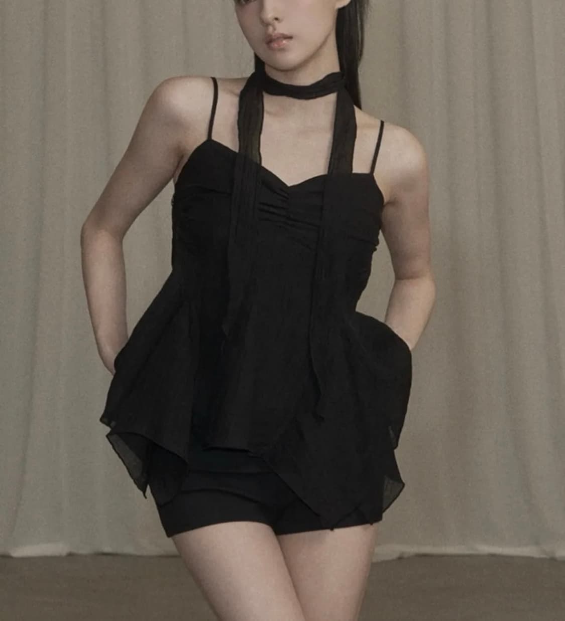 카키포인트 에스닉 스카프 탑 상품이미지3