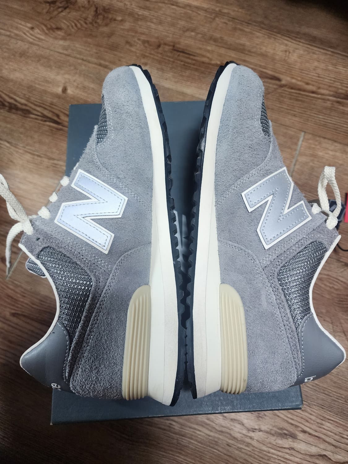 [285] 뉴발란스 x 포터리 574 프리미엄 소프트 그레이 상품이미지5