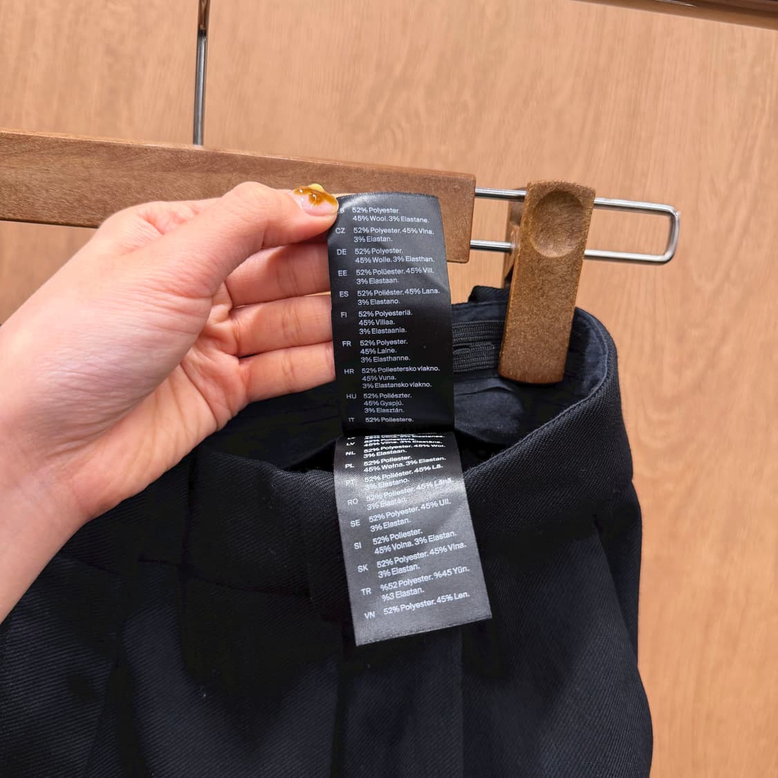 코스 테이퍼드 슬랙스 사이드 후면 히든 포켓 허리 벨트 루프 디테일 블랙 상품이미지7