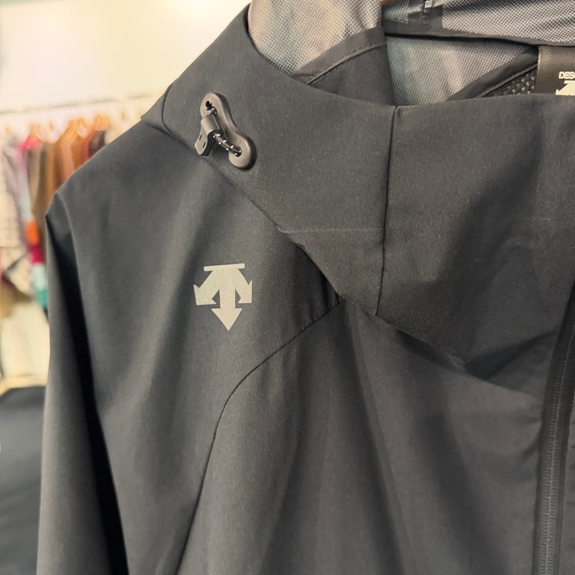 [110] 데상트 쉘자켓 바람막이 상품이미지3