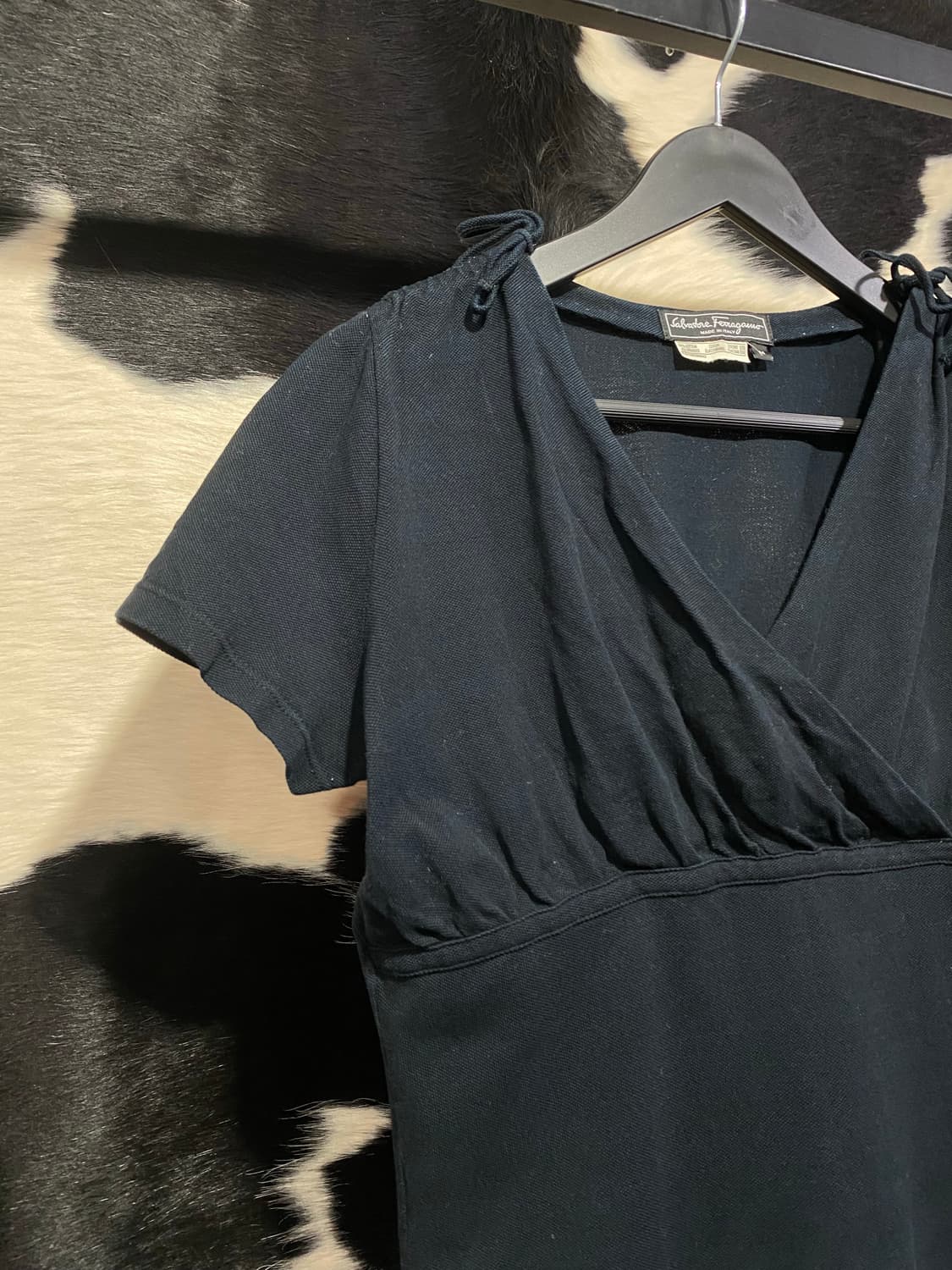 Salvatore Ferragamo 끈 디테일 게더 반팔디셔츠 상품이미지4