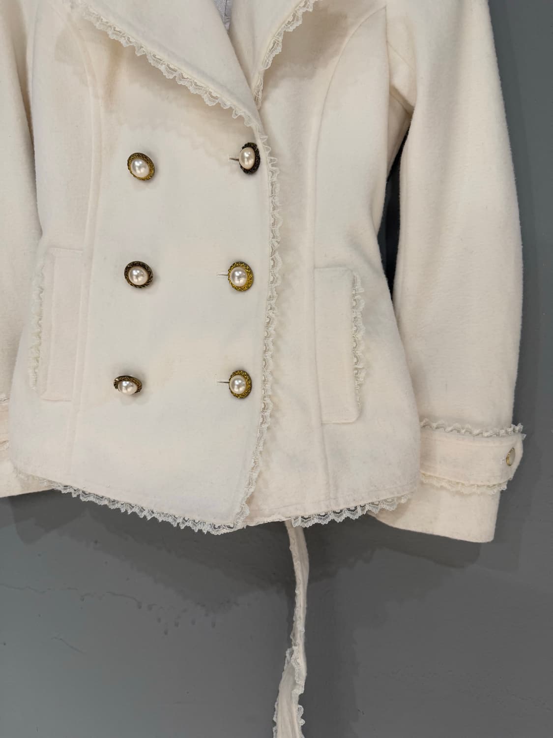 트랄라라 tralala 히메갸루 화이트 퍼 벨트 코트 상품이미지4