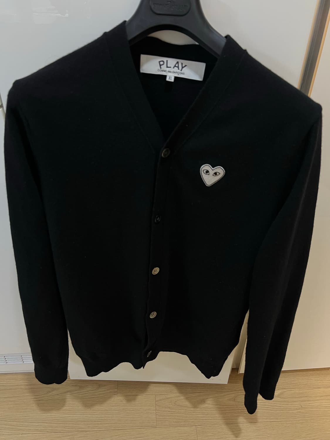 25fw 꼼데가르송 화이트와펜가디건 xl 상품이미지1