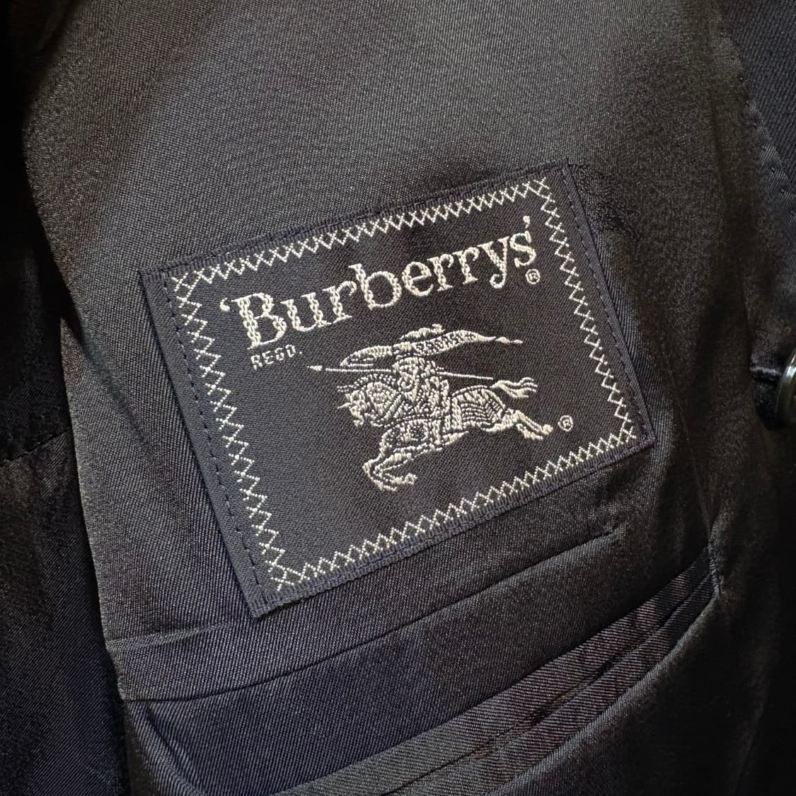 [L] BURBERRY 버버리 금장 더블 블레이저 상품이미지6