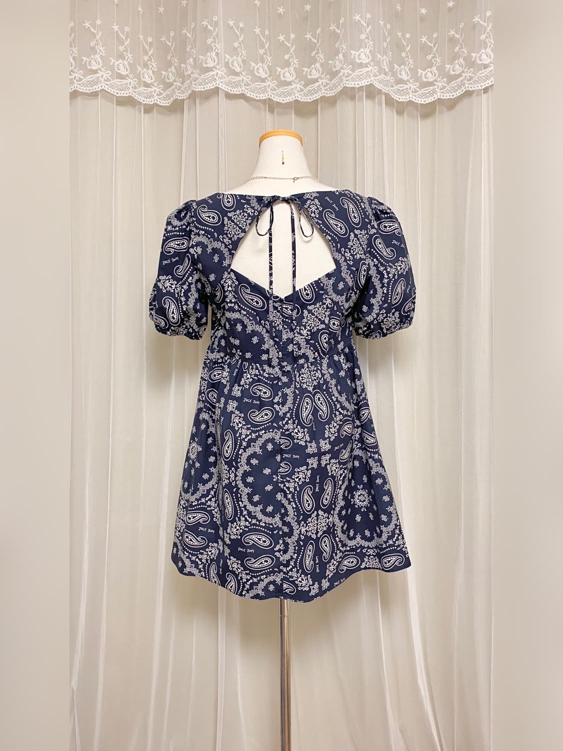 (새상품) 쥬시쥬디 네이비 면 코튼 스퀘어넥 페이즐리 셔링 미니 원피스 상품이미지3