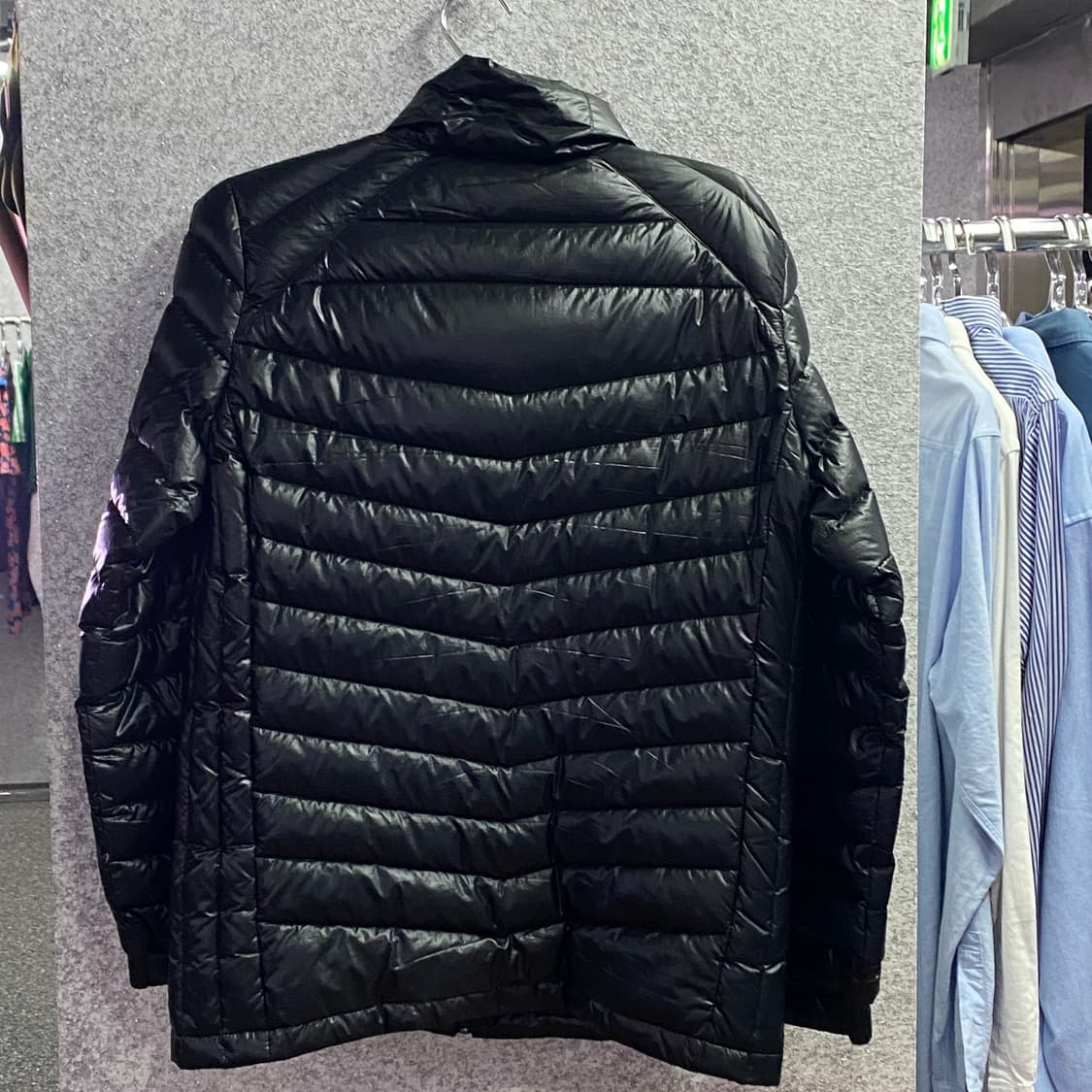 00s 빈티지 블랙 글로시 경량 패딩 B3017 상품이미지3