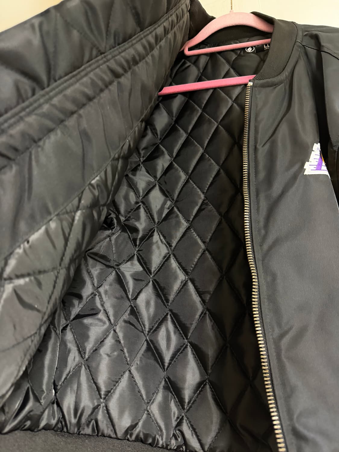 LA Lakers 항공점퍼 블랙 상품이미지2