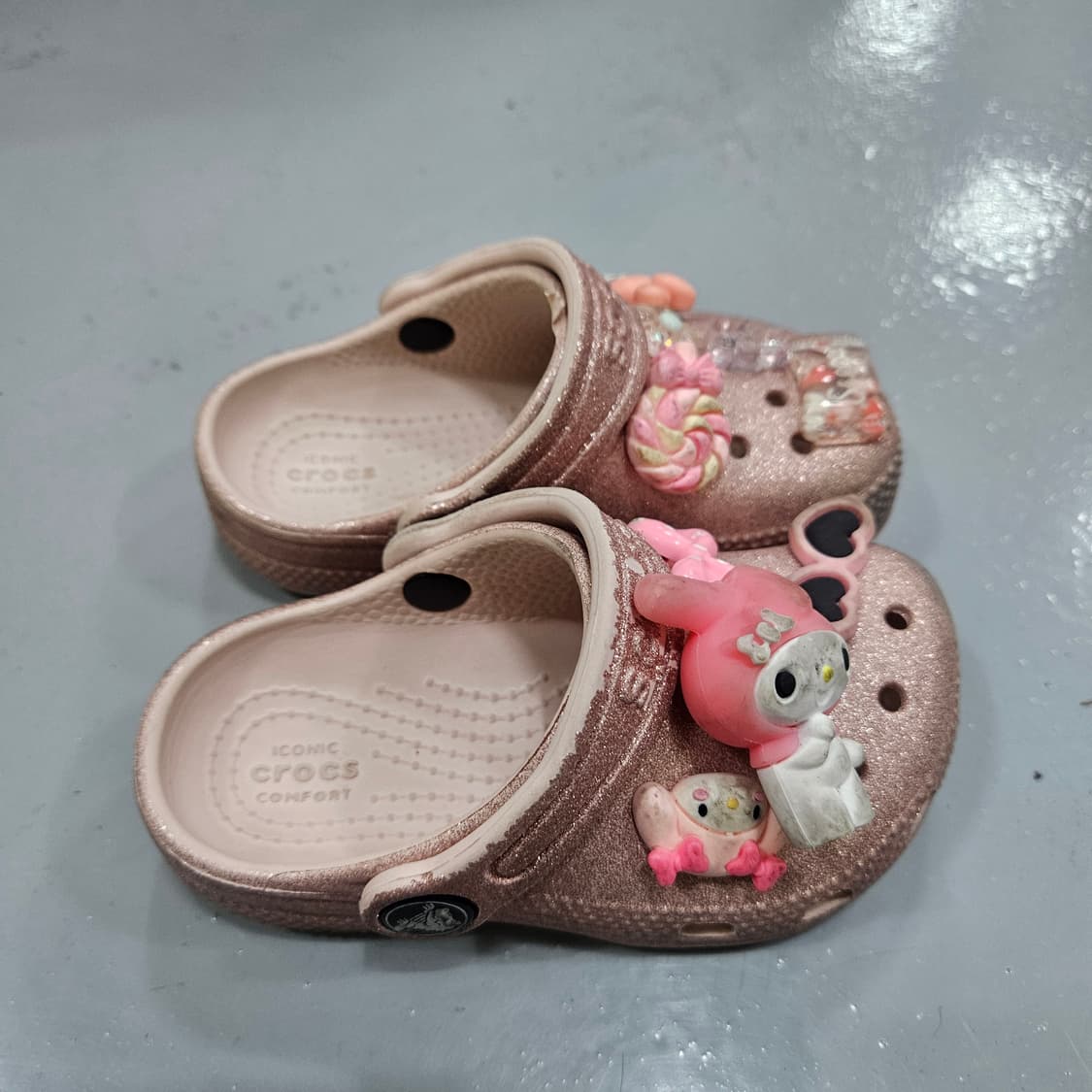 C7 크록스 키즈 글리터 클로그 0401Y 상품이미지4