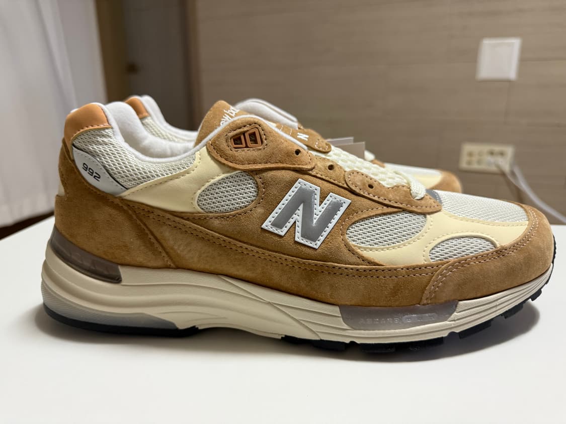 뉴발란스 992 카라멜 상품이미지4