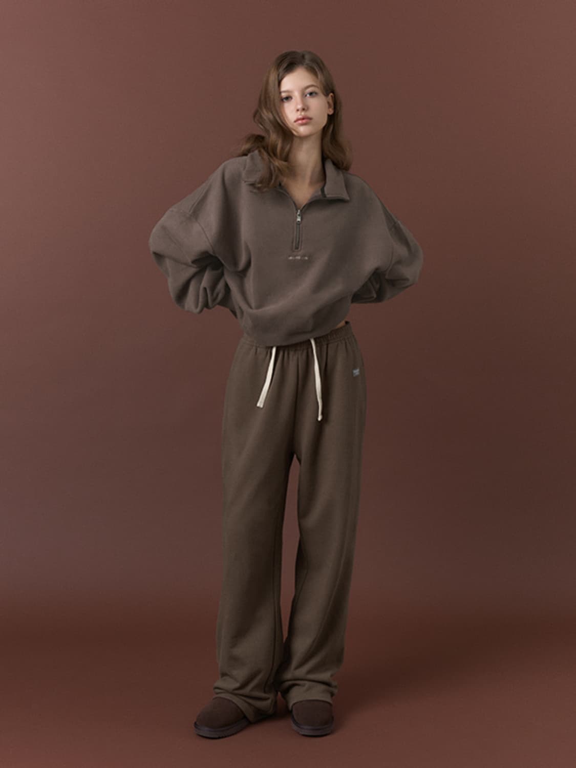 그란데라인 하프집업 맨투맨 상품이미지1