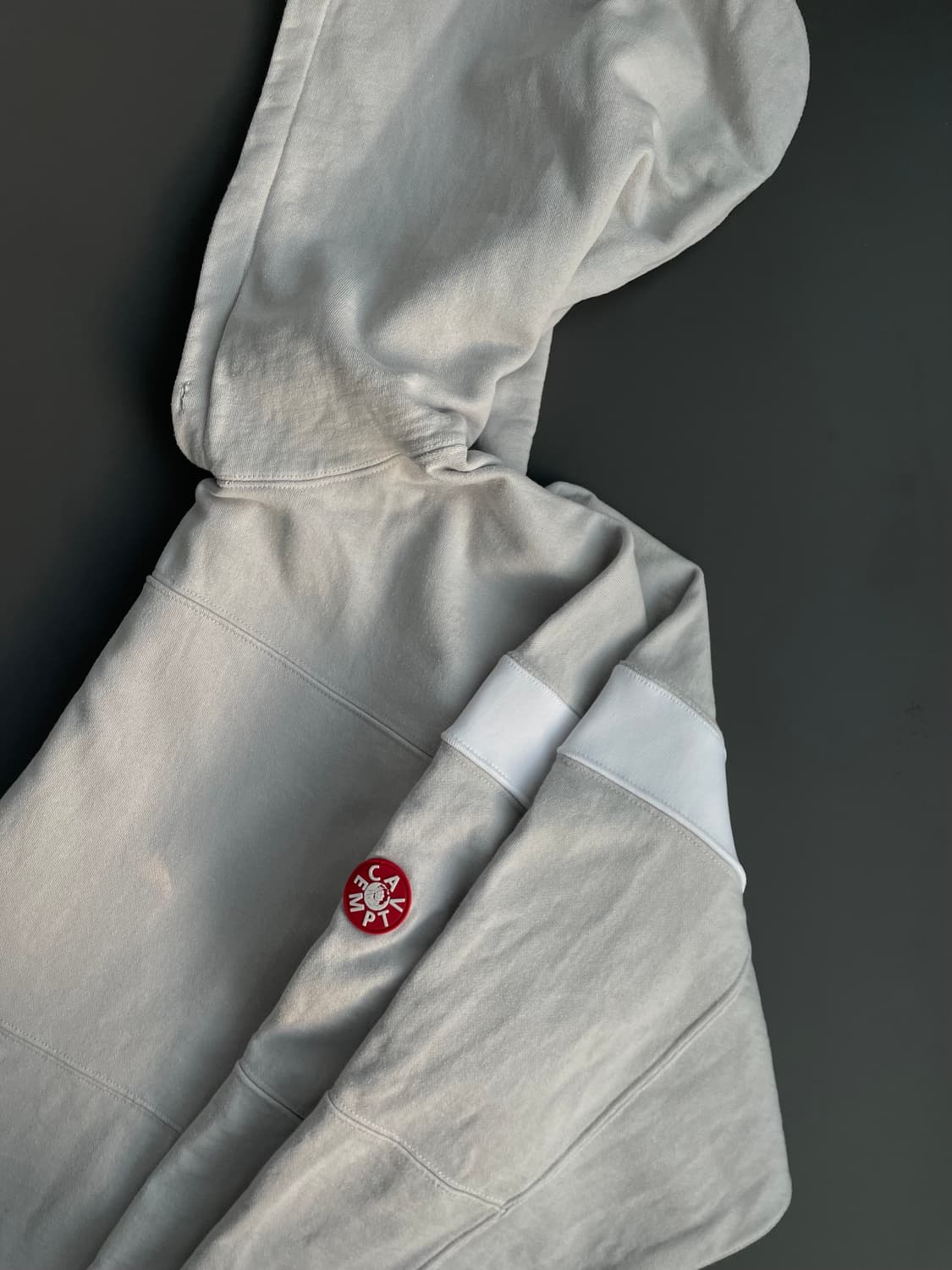 [L] 카프 엠트 유니섹스 오버다이 패널 헤비 풀오버 후디 상품이미지4